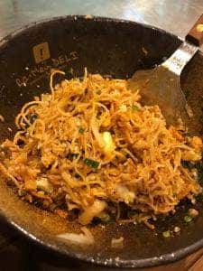 汁なし坦々麺 座・なかむら匠麺