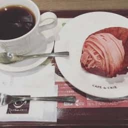 カフェ・ド・クリエ 博多バスターミナル店
