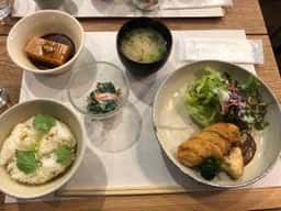 まちのシューレ 963 カフェ