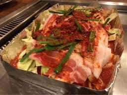 粉もん屋 とん平 梅田東店