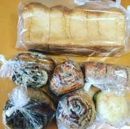 BREAD BOX