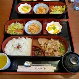 カフェ・レストラン ジョイ 植田店