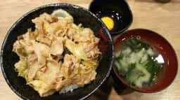伝説のすた丼屋 高田馬場店