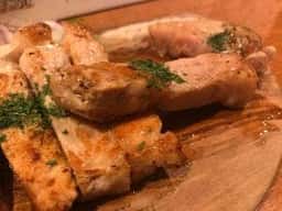 隠れ家ガーデン × 鉄板バル アジト-AJITO- 八重洲本店