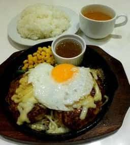 Burg Cafe Nikuya