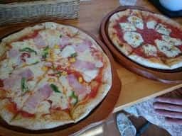 村の小さなピザ屋さん 和