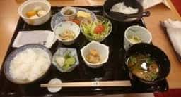 ホテルオークラ福岡和食堂山里