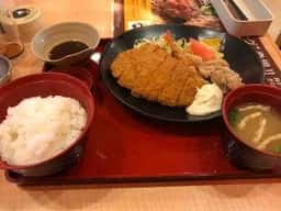 ファミリーレストラン ジョイフル 福岡警固公園前店