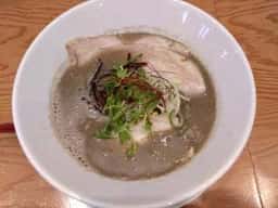 煮干中華 ゆきと花