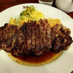 ステーキ瀬里奈