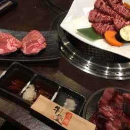 焼肉 牛愛
