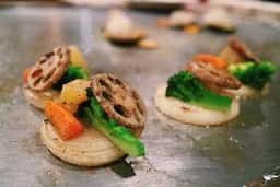 鉄板焼き ステーキ GiGi