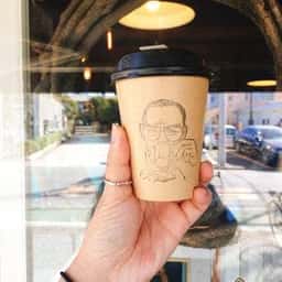アイドントノウコーヒー ロースター