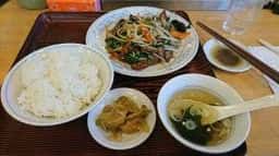 ぎょうざの満洲 江坂工場直売店