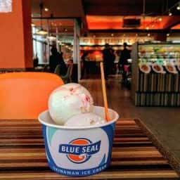 ブルーシール 名護店