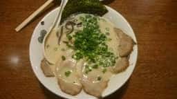 東京とんこつ とんとら 狭山入曽店