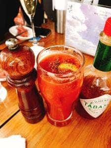 鉄板焼き 波打
