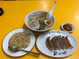 九州筑豊ラーメン山小屋 佐々店