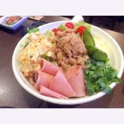酒場食堂 よろずや