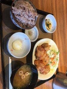 やよい軒 堺浜寺店