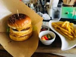 クレバーカフェ