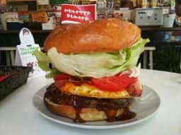 チェリーバーガー