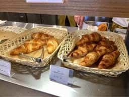 ベーカリー&カフェ コパン 東北芸術工科大学