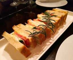 お気がるワイン食堂 ばかなる 桜通り店