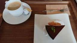 CAFE&SWEETS ESCARGOT