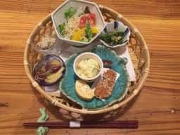 地魚料理 にしか和