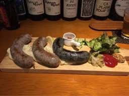 自然なワインと無添加なソーセージ フランクリン