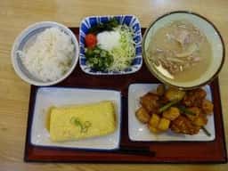まいどおおきに食堂 福岡貝塚食堂