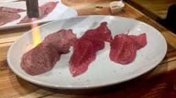 肉バル×イタリアン 虹