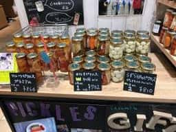 イズミピクルス 大阪梅田ルクアイーレ店