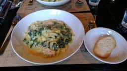 カフェ&オーベルジュ里休