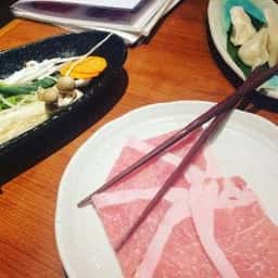 黒豚しゃぶしゃ ぶあじと 立川店