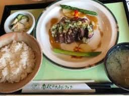 南秋田カントリークラブ レストラン