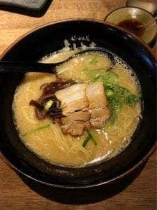 らーめんや よしとも 城見通り店