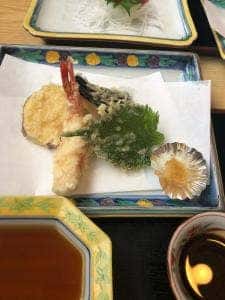 お食事処かえで