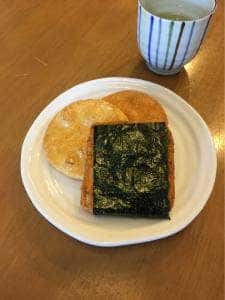 谷中せんべい 信泉堂