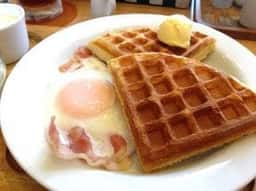 神戸ワッフル&カフェ