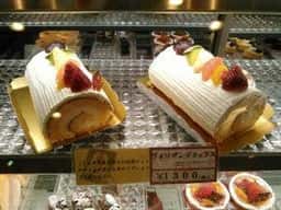 ヴォワザン 大和町店
