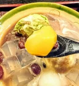 茶亭 椿