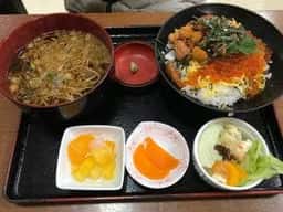 お食事処秋乃家