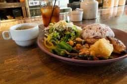 ニュー喫茶ポルカドット