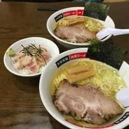 地鶏ラーメン 一鳳