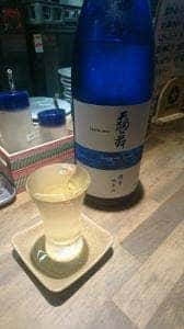 スタンド Q