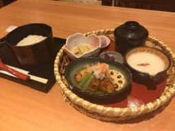 ご飯ととろろ とろ麦 サニーサイドモール小倉店