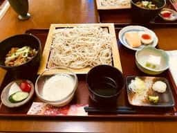 蕎麦・甘味処 鳴瀧園 ふくろう亭