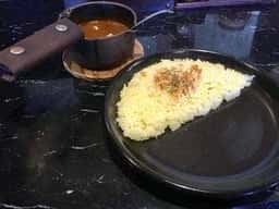 カレー専門店 亀屯